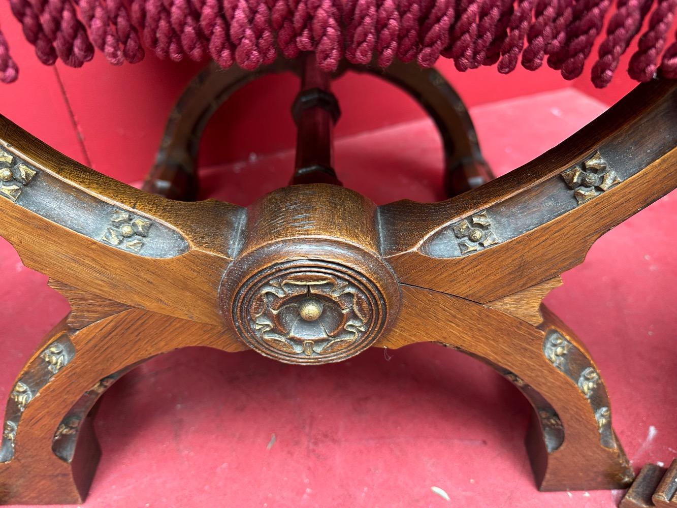4 Gothic - Style Set Of Priest Altar - Seats
