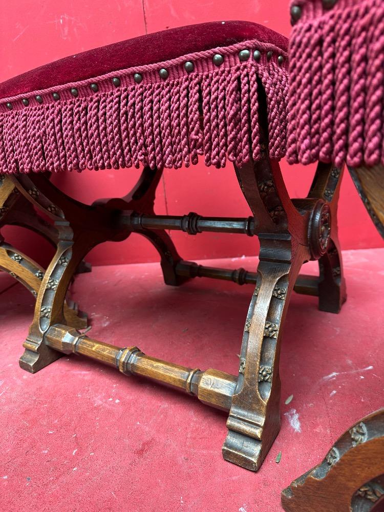 4 Gothic - Style Set Of Priest Altar - Seats