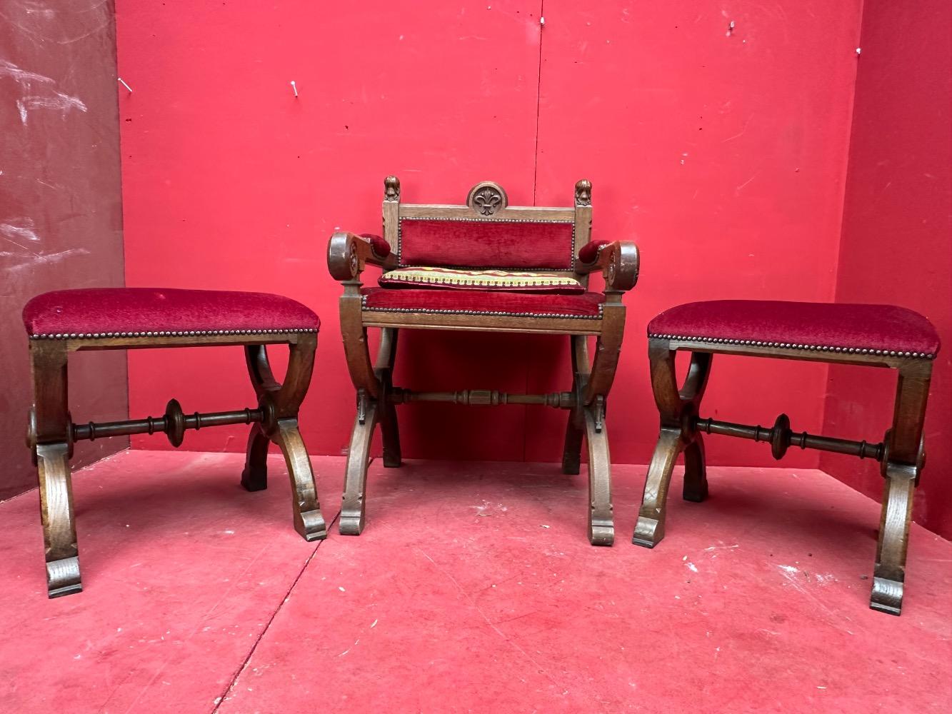 4 Gothic - Style Set Of Priest Altar - Seats.