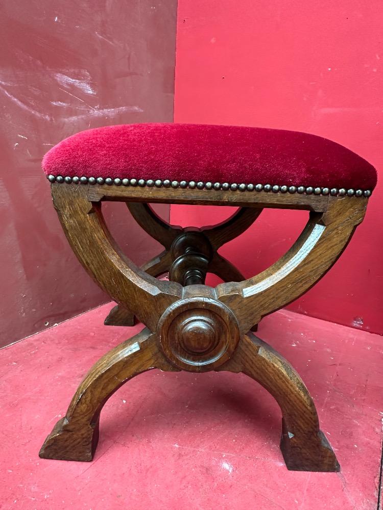 4 Gothic - Style Set Of Priest Altar - Seats.