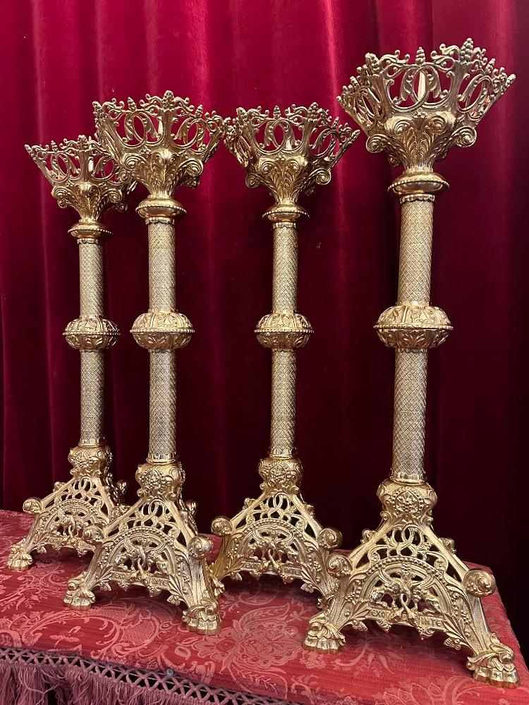 4  Matching Candle Sticks Height Without Pin.