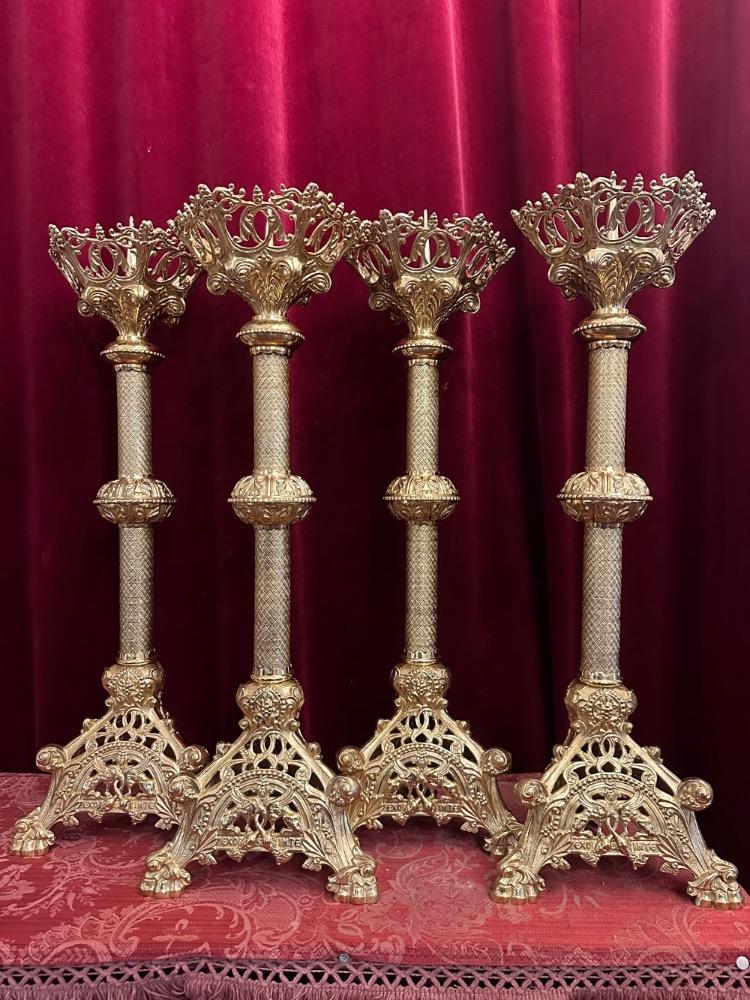 4  Matching Candle Sticks Height Without Pin.