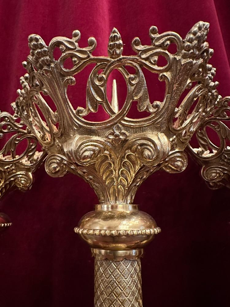 4  Matching Candle Sticks Height Without Pin.