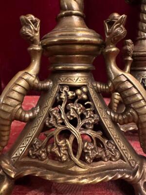 Matching Candle Sticks Height Without Pin. style Romanesque - Style en Bronze, France 19 th century ( Anno 1865 )