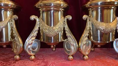 Matching Candle Sticks Measures Height Without Pin. style BAROQUE-STYLE en Brass / Bronze / Polished and Varnished, Berendrecht Belgium 19 th century ( Anno 1874 )