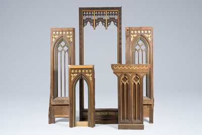 Architectural Ornaments style Gothic - Style en Oak wood, Belgium  19 th century