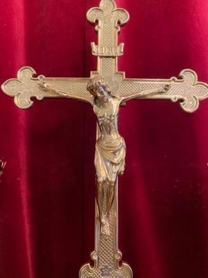 Candle Sticks With Matching Cross Altar Set  Measures: Cross style Gothic - style en Bronze / Polished and Varnished, Belgium 19 th century ( Anno 1890 )