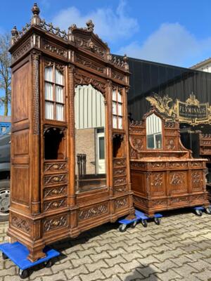 Exceptional Complete Bedroom style Gothic - Style en Oak wood / Glass / Marbel, France 19 th century ( Anno 1865 )