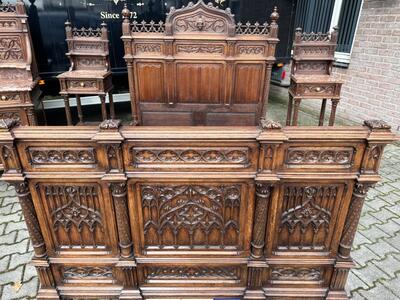 Exceptional Complete Bedroom style Gothic - Style en Oak wood / Glass / Marbel, France 19 th century ( Anno 1865 )
