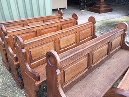 Matching Pews. 1 Piece Available ! en Oak wood, Dutch 19th century