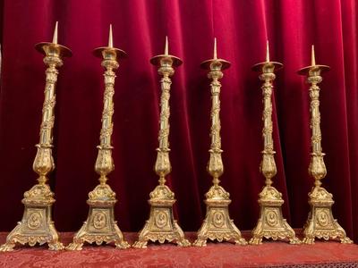 Matching Candle Sticks Altar Set Height Without Pin. style Baroque en Brass / Bronze / Polished and Varnished, France 19 th century ( Anno 1865 )