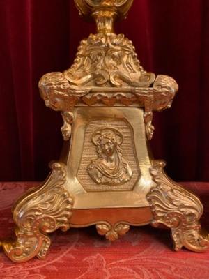 Altar - Set Candle Holders Measures Without Pin Height: 70 Cm. style BAROQUE-STYLE en Bronze / Gilt / Polished and Varnished, France 19 th century ( Anno 1875 )