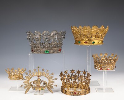 Collection Crowns en Brass / Stones , Belgium  19 th century