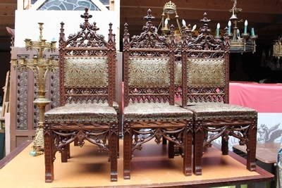 Exceptional Chairs style Gothic - style en Oak wood, France 19th century