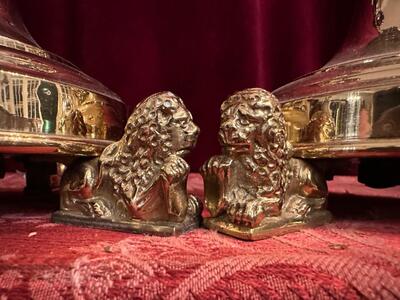 Matching Candle Sticks ( Altar - Set ) Height Without Pin. style Gothic - Style en Brass / Bronze , Belgium  19 th century ( Anno 1885 )