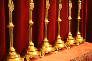 Matching Candle Sticks. Measures Without Pin. en Brass, Belgium 19 th century