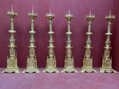 Matching Candle Sticks Altar Set Height  Without Pin. style Romanesque - Style / Gothic - Style en Bronze / Gilt Polished and Varnished, France 19 th century ( Anno 1865 )