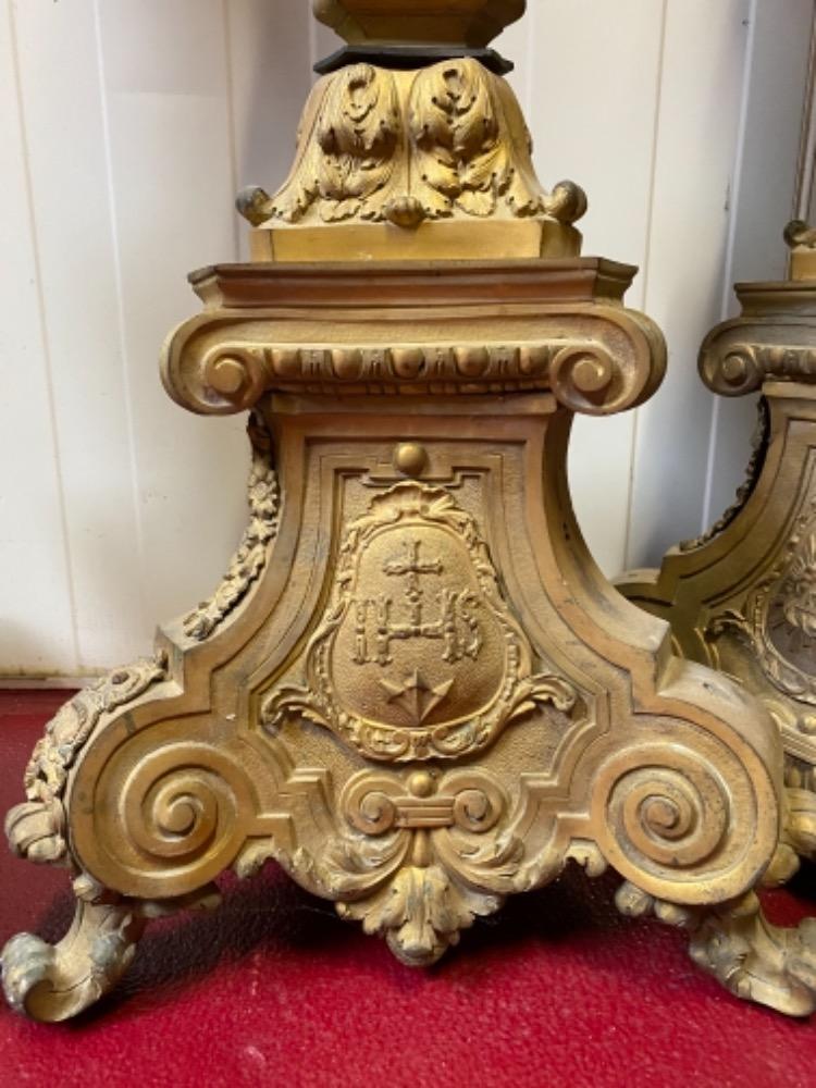 7 BAROQUE-STYLE Exceptional Altar Set Measures Cross H 205 Cm X W 75 Cm X D 50 Cm. Measures Candle Sticks Without Pin 112 Cm. Could Be Polished.