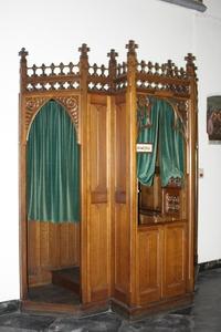 Confessionals  style Gothic - style en wood oak, Belgium 19th century