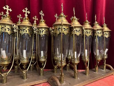 Matching Procession - Lanterns style Gothic - Style en Brass / Bronze / Glass, Belgium  19 th century ( Anno 1885 )