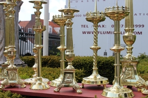 Candle Sticks Single Pieces en Brass / Bronze, 19th century