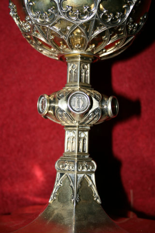 CHALICE FULL SILVER