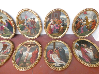 Complete Series : 14 Stations Of The Cross. Expected Better Pictures Soon ! en Wooden Frames / Hand - Painted Oil on Linen, Belgium  19 th century
