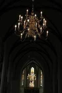 Delivery Of 4 Large Chandeliers For Antonius Abt Church Nijmegen Netherlands en Brass / Bronze, 19th century