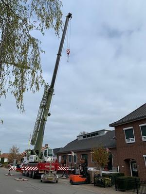 Fluminalis Prefers To Environmentally-Friendly Energy Green Power, Installation Of 100 Solar Panels On The Roof Of Our Showroom (5000m2) Today.