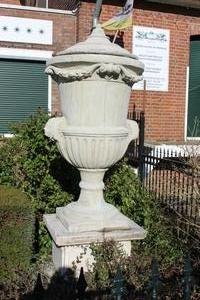 Garden Ornaments. All Kind Of Vases Statues And Stands en Concrete, New