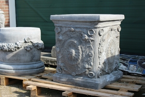 Garden Ornaments. All Kind Of Vases Statues And Stands en Concrete, New