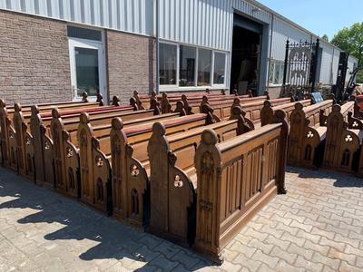 18 Pews With 6 Front Parts 10 Pews 335 Cm Sold ! style Gothic - Style en Oak Wood, Dutch 20th century