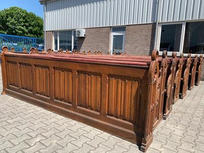 18 Pews With 6 Front Parts 10 Pews 335 Cm Sold ! style Gothic - Style en Oak Wood, Dutch 20th century