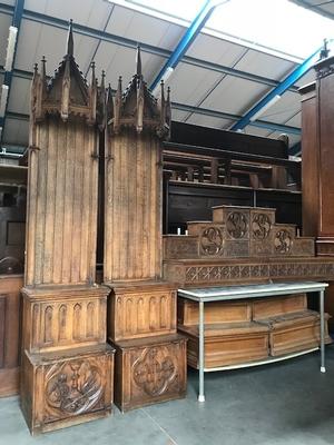 Altar Parts style Gothic - style en Oak wood, Belgium 19th century