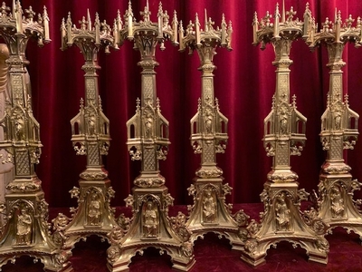 Altar-Set , 6 X High Quality Full Bronze Candlesticks, 88 Cm / 35” Without Pin. Weight 13 Kgs Each. style Gothic - style en Bronze / Polished and Varnished, France 19th century ( anno 1860 )