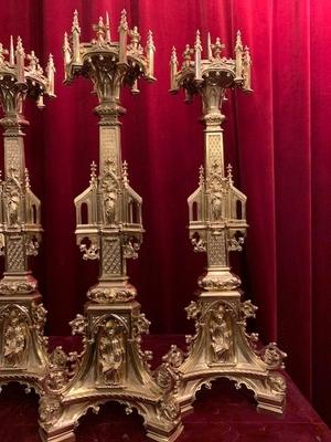 Altar-Set , 6 X High Quality Full Bronze Candlesticks, 88 Cm / 35” Without Pin. Weight 13 Kgs Each. style Gothic - style en Bronze / Polished and Varnished, France 19th century ( anno 1860 )