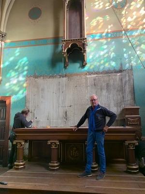 Dismantling Altar Antwerp Belgium November 2019 style Gothic - style en Oak wood, Belgium 19th century