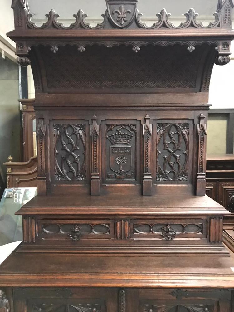 Gothic - Style   Gothic - Style Furniture