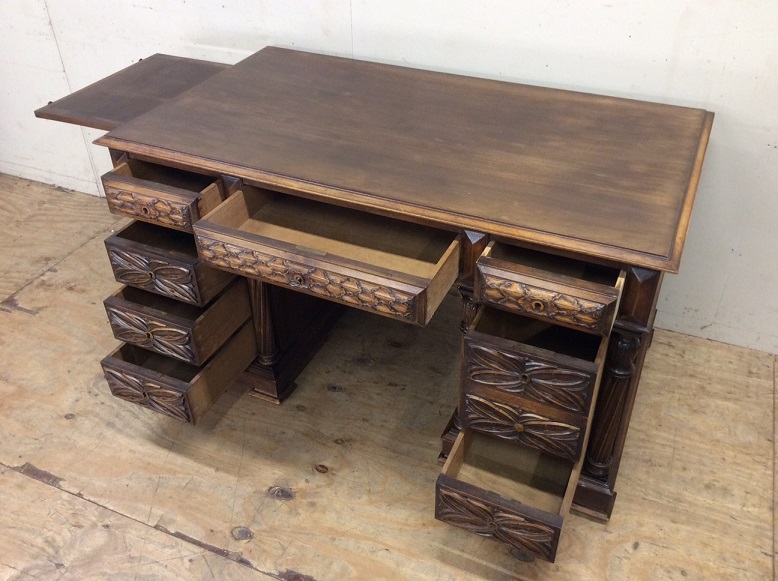 Gothic - style Gothic Walnut Bureauset
