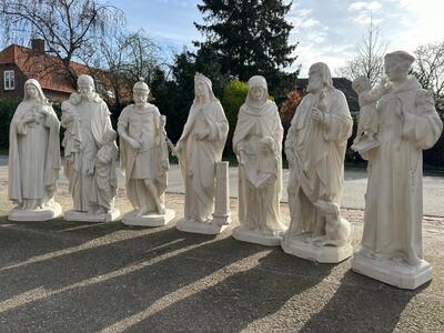 Series Of 7 Matching Statues With Matching Wall-Pedestals Could Be Expanded To 10 Matching Pieces. style Gothic - Style en Plaster, Belgium  19 th century ( Anno 1885 )