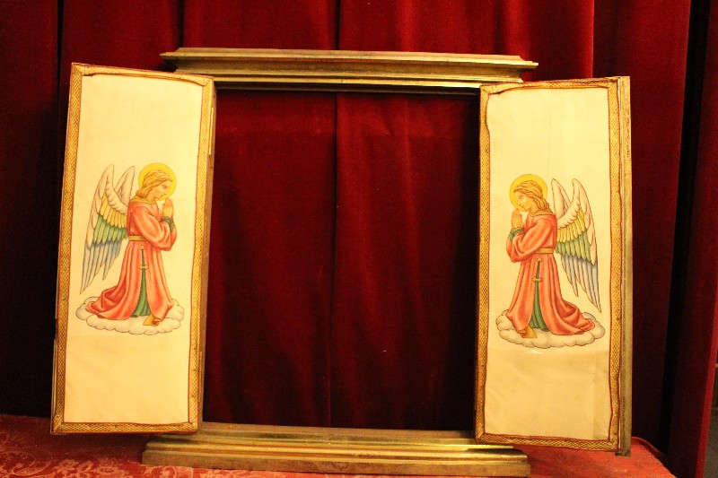 Gothic - style Tabernacle Front