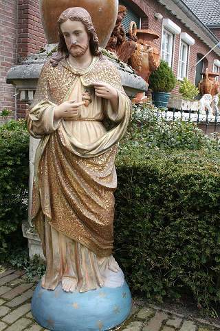 H.HEART STATUE PLASTER POLYCHROME