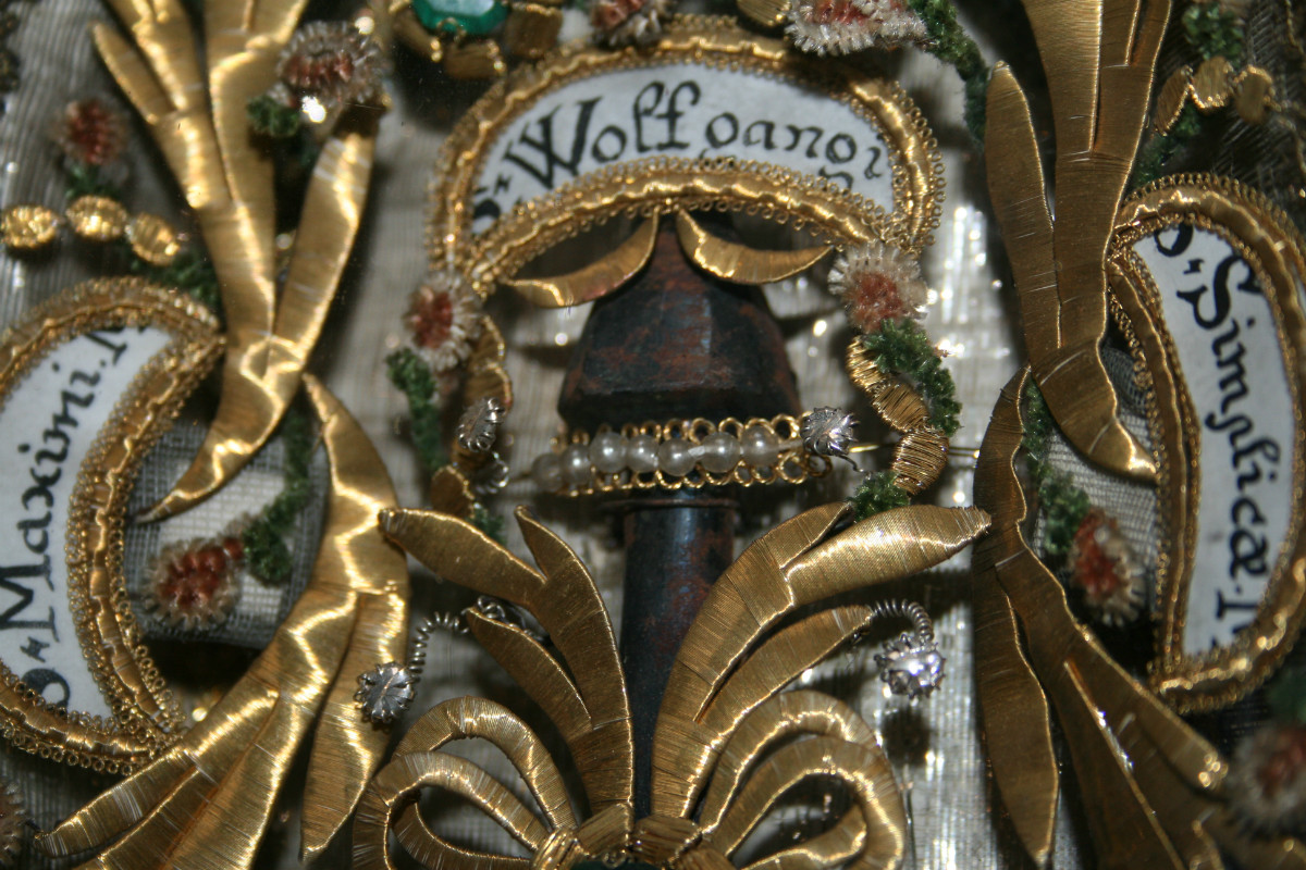 Hand-Made Timber Reliquary , Relics And 'Touch-Nail' Behind Glass , Embroidery / Metal Blossom-Tendrils