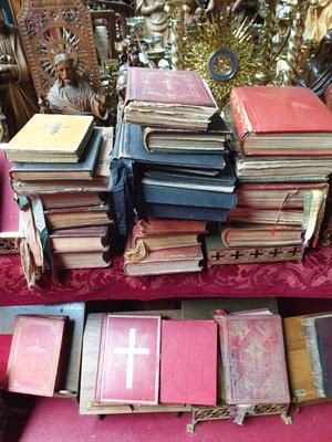 Lot Of 40 Missale Romanum Brass Locks - Engravings