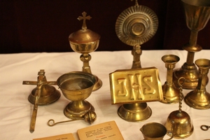 Miniature Altar - Atributes en Brass, Dutch anno 1900