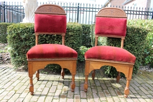 Altar - Seats. Completely & Professionally Refit According To The Traditional Methods And With Original Materials. en Oak wood / Red Velvet, Dutch 19th century