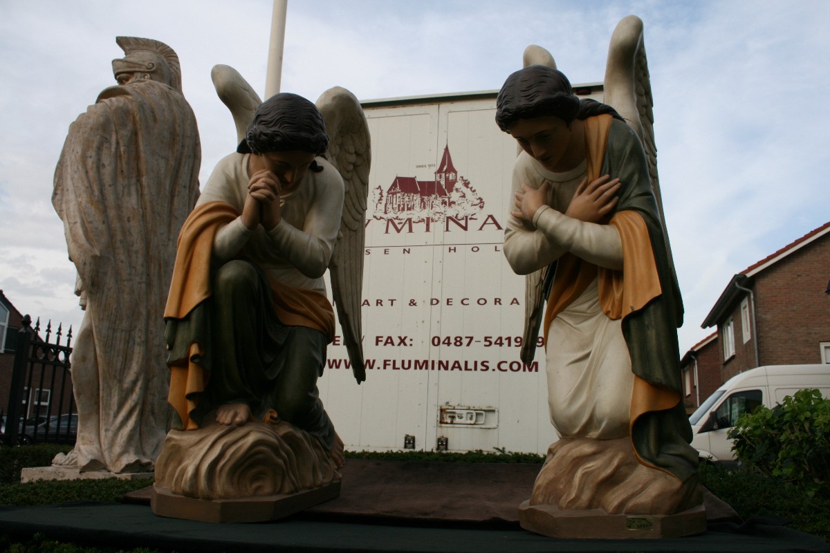 Pair   Angels