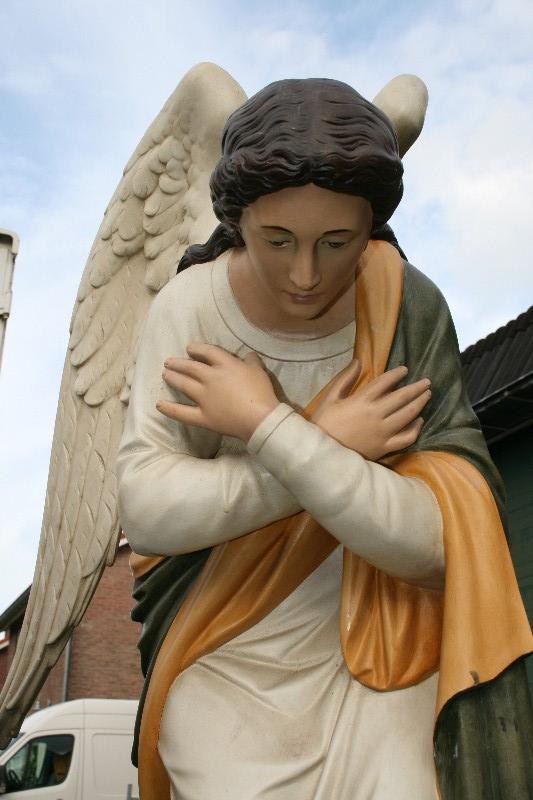 Pair   Angels