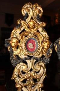 Reliquaries style Barok en wood polychrome, Flemish 17 th century