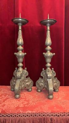 Candle Sticks Measures Without Pin style Baroque en Pewter, Belgium 19th century